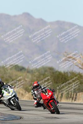 media/Dec-01-2025-Moto Forza (Mon) [[2daa91e15f]]/2-Intermediate Group/Session 3 (Turn 3)/